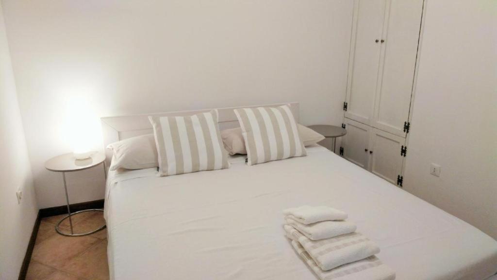 Rooms Livia Trogir Dış mekan fotoğraf