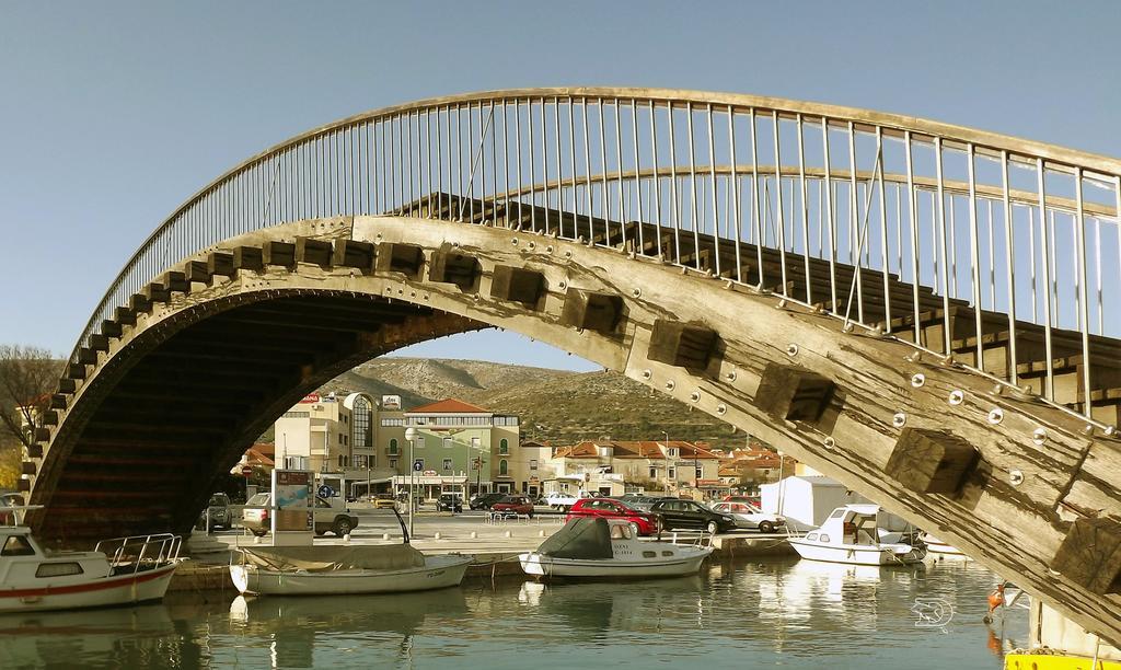 Rooms Livia Trogir Dış mekan fotoğraf