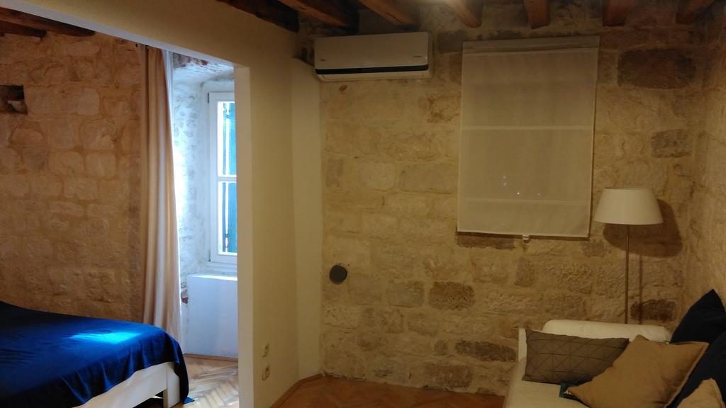 Rooms Livia Trogir Dış mekan fotoğraf