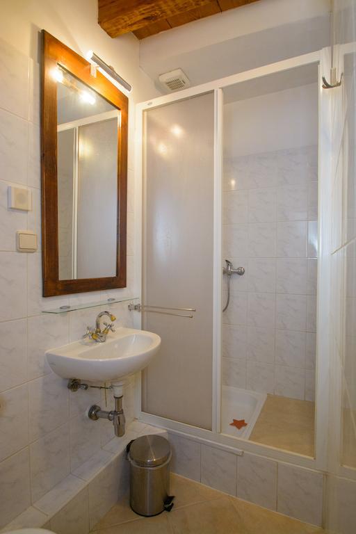 Rooms Livia Trogir Oda fotoğraf
