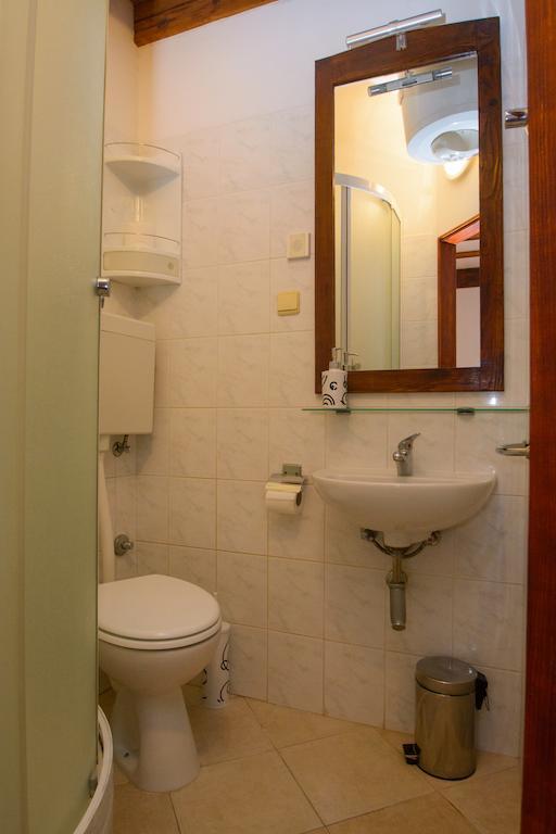 Rooms Livia Trogir Oda fotoğraf